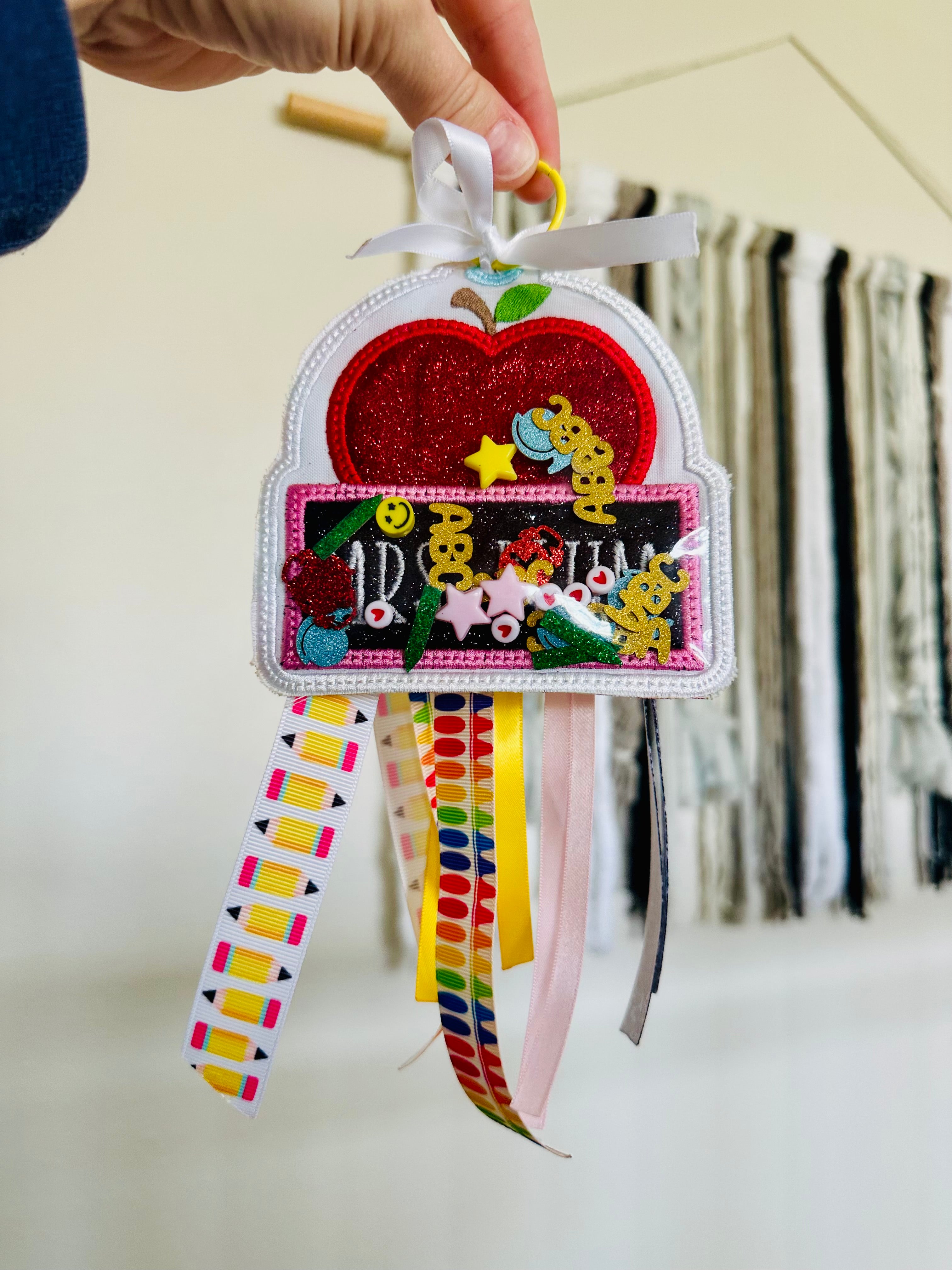 Teacher Shaker Bag Tag